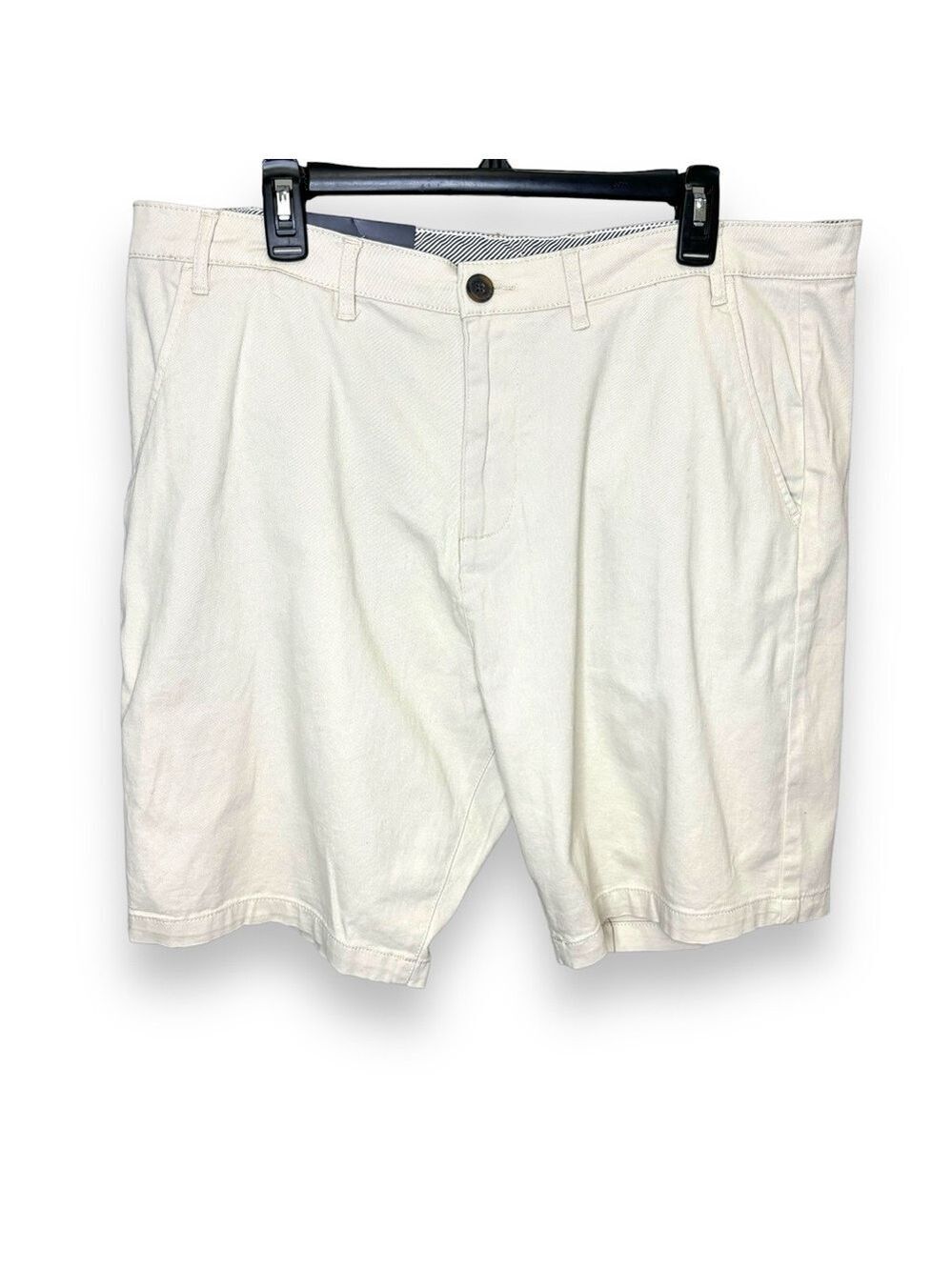 NWT Jach’s New York Men’s Beige Khaki Bleecker Shorts- Size 38